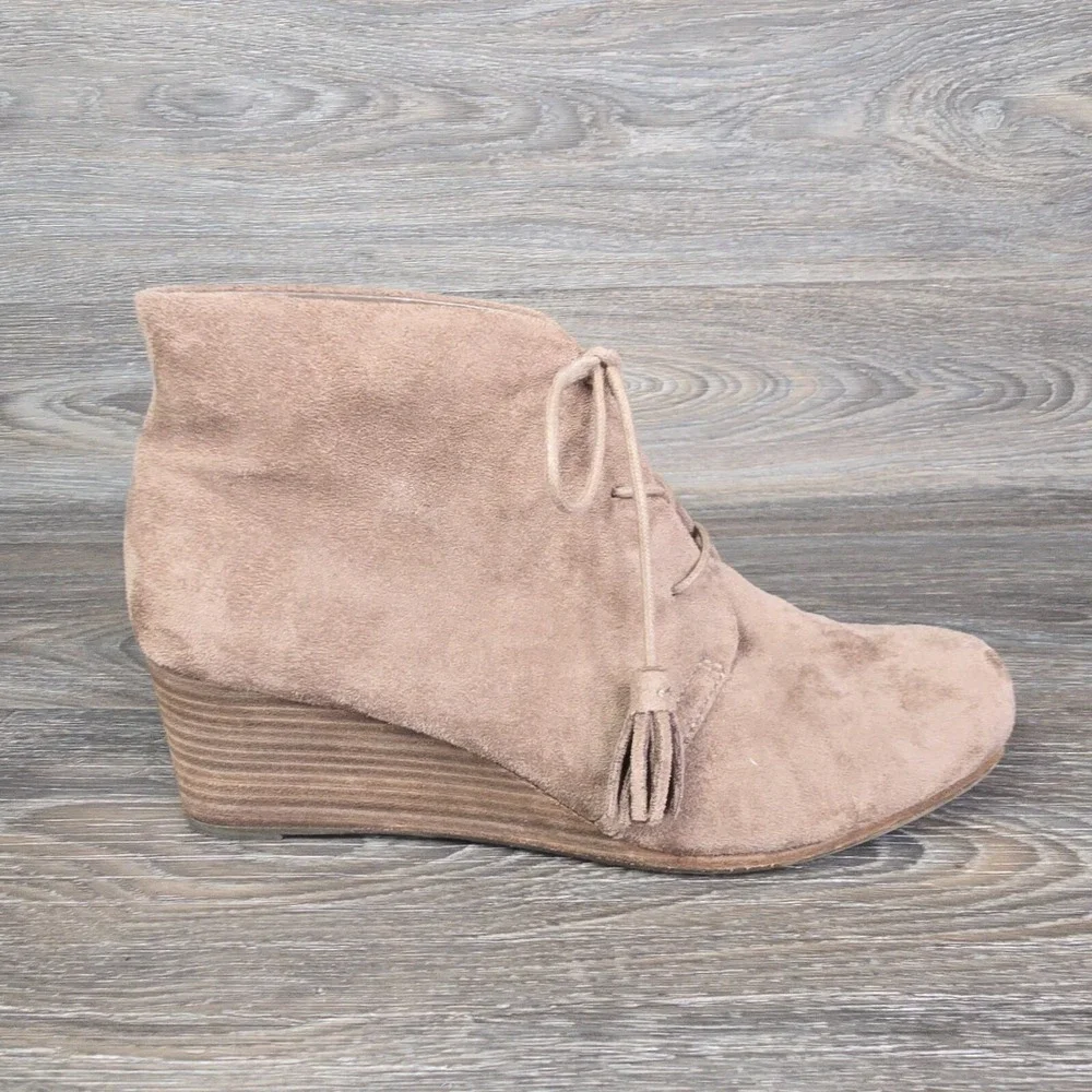 Dr Scholls Dakota Suede Leather Wedge Boots Shoes Women's 9.5 Brown Taupe Tassel